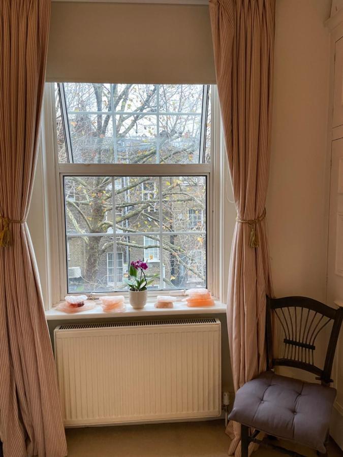 Double Room With Garden View London Bagian luar foto